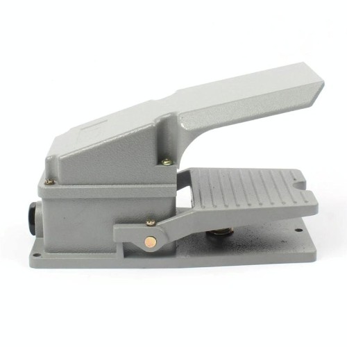 TDLT4 AC 380V 5A Interruttore a pedale con custodia in metallo antiscivolo
