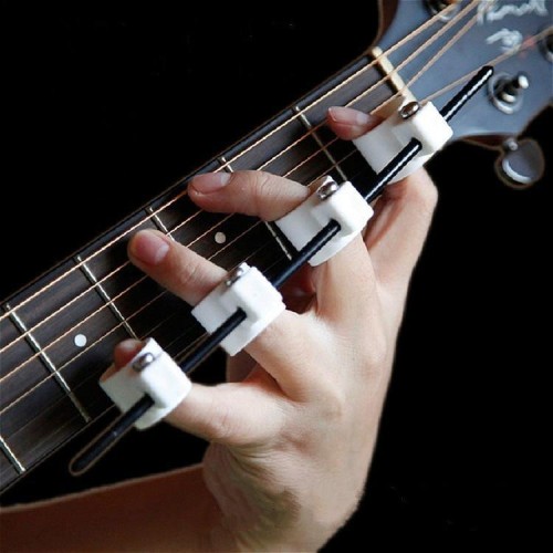 Espansore per dita a quattro dita Chitarra Ukulele Piano Span Pratica Copertura per le dita, Specifica: Edizione standard (bianca)