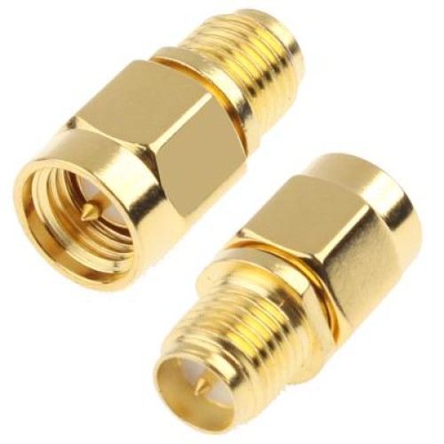 Adattatore maschio SMA a femmina RP-SMA (placcato in oro)